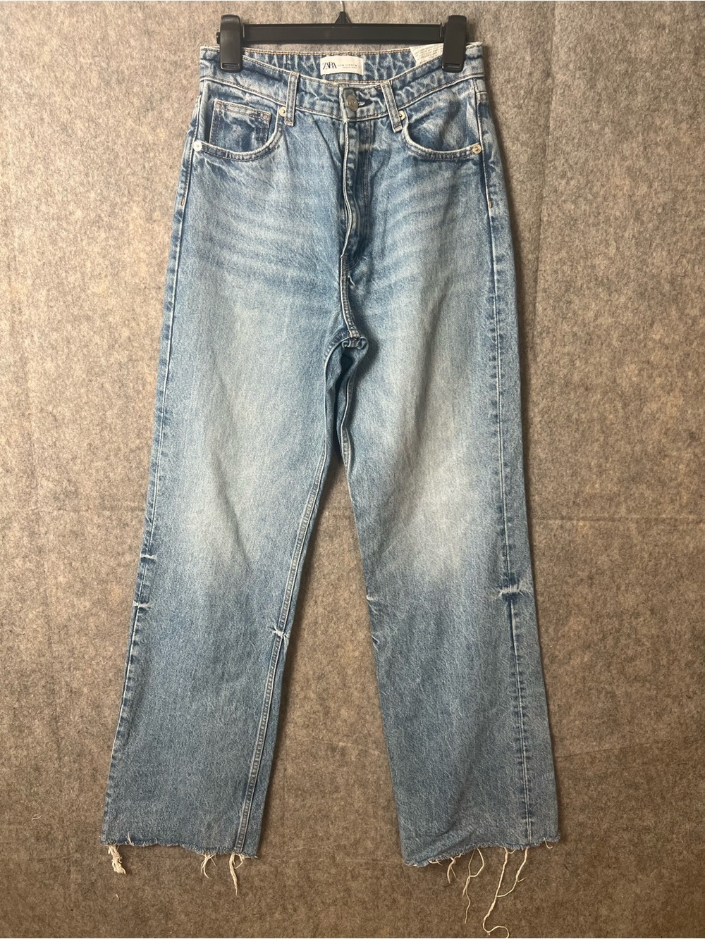 Zara Light Blue Straight-Leg high waisted Jeans. Sz 6 TALL